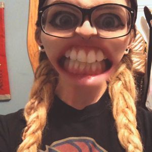 Meet your Posher, Justine